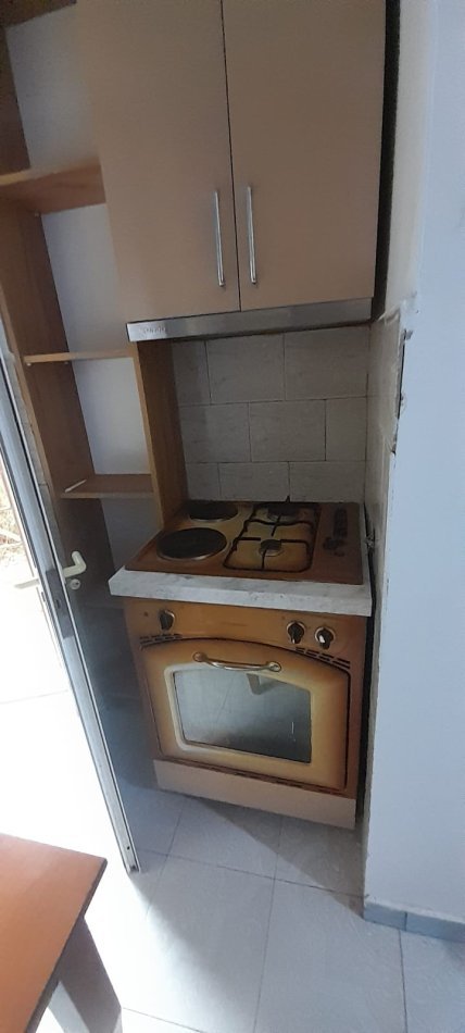 Okazionn! Apartament 2+1 ne shitje tek Medreseja (99,000 Euro i diskutueshem)