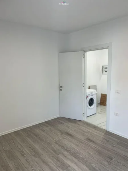 Apartament Me Qera 1+1 Tek Kompleksi Zirkon (ID B210582 ) Tirane.