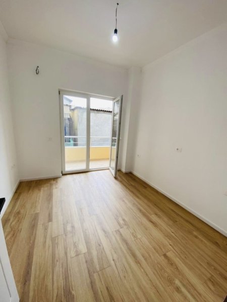 🔱APARTAMENT 2+1 NE SHITJE NE XHAMLLIK