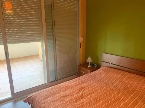 Tirane, jepet me qera apartament 2+1+A+BLK Kati 4, 95 m² 500 Euro