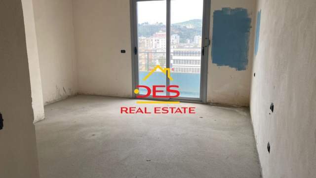 Vlore, shitet apartament Kati 8, 120 m² 55.000 Euro
