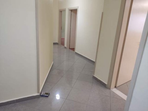 Tirane, jepet me qera apartament 2+1+BLK Kati 2, 100 m² 400 Euro (rruga e elbasasanit)