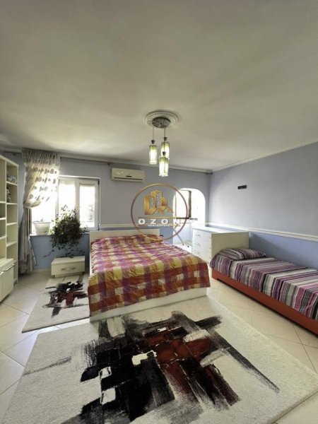 Tirane, jepet me qera apartament 3+1+BLK Kati 4, 123 m² 800 Euro (Rruga e Kavajes)