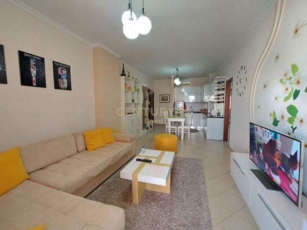 Tirane, shitet apartament 2+1 Kati 6, 102 m² 80.000 Euro (Rruga e Durresit)