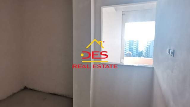 Vlore, shitet apartament Kati 5,  87.200 Euro (Uji i Ftohte Vlore)