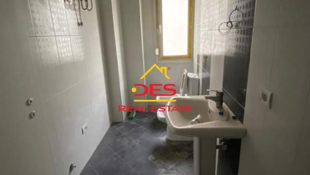 Vlore, shitet apartament Kati 2, 74 m² 80.000  (Rruga Dhimiter Konomi)