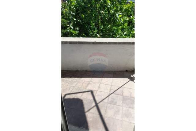 Tirane, jepet me qera Kati 4, 64 m² 350 Euro (Sami Frasheri)