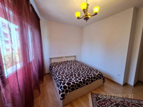 Tirane, shitet apartament 2+1 Kati 3, 125 m² 125.000 Euro (Rruga e Dibres)