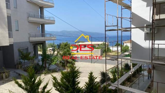 Vlore, shitet apartament Kati 1, 70 m² 56.000 € (Rruga Dhimiter Konomi)