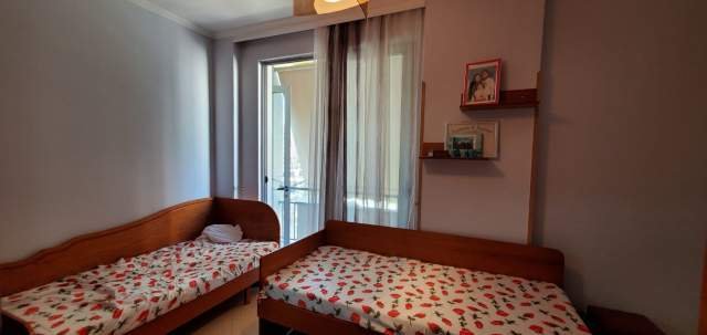Tirane, jepet me qera apartament 2+1+A+BLK Kati 5, 100 m² 300 Euro