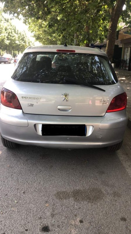 Tirane, shes makine Peugeot 307 Viti 2006, 3.200 Euro