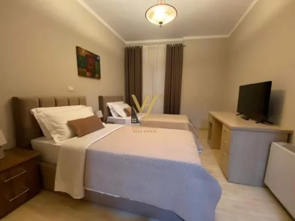 Tirane, shes apartament 3+1+A+BLK Kati 9, 164 m² 410.000 Euro (RRUGA E BARRIKADAVE)