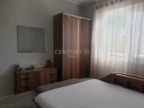 Durres, shitet apartament 2+1 Kati 1, 230 m² 205.000 Euro (Gjiri i Lalzit Lura 3)
