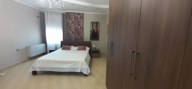 Super Apartament per shitje dhe qira ne Qender te Tiranes