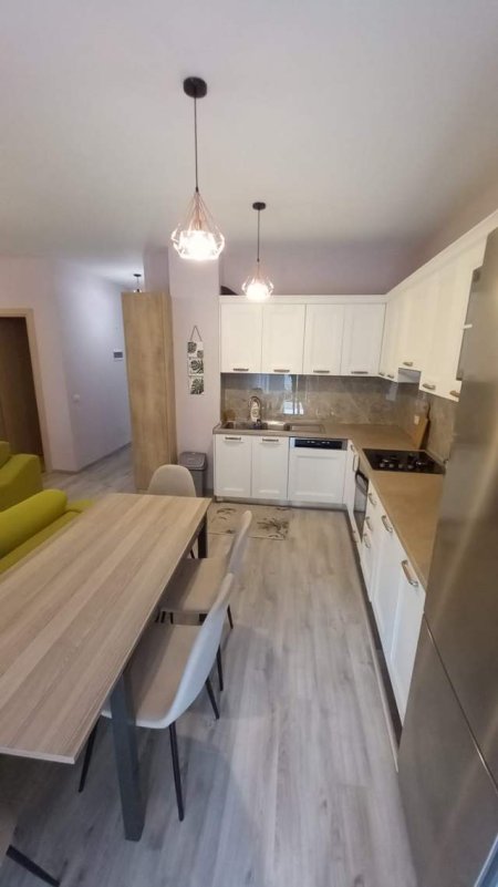 Tirane, ofert apartament 2+1+A+BLK Kati 3, 100 m² 500 Euro (kopshti zoologjik)
