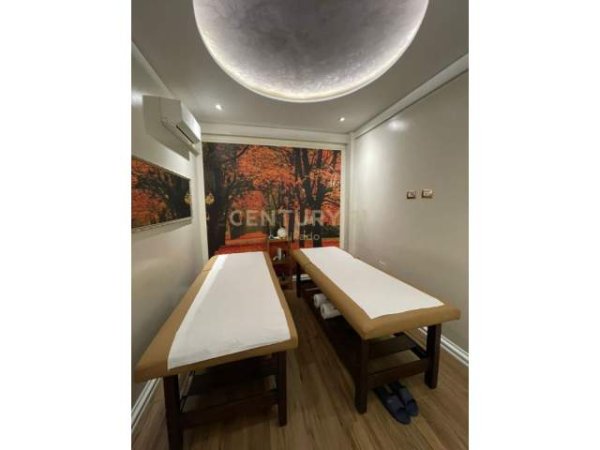 Tirane, jepet me qera ambjent biznesi Kati 5, 60 m² 1.200 Euro (Ish Blloku)