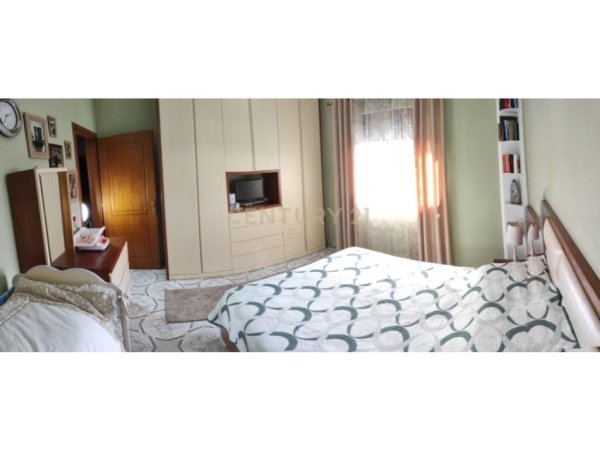 SHITET APARTAMENT 2+1+2 NE DURRES! 130000EU