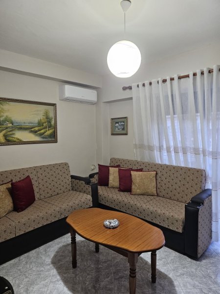 Apartament 2+1 në qëndër të Durrësit