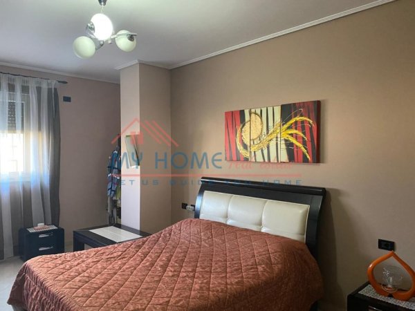 Apartament 2+1 ne Shitje te Xhamlliku Tirane