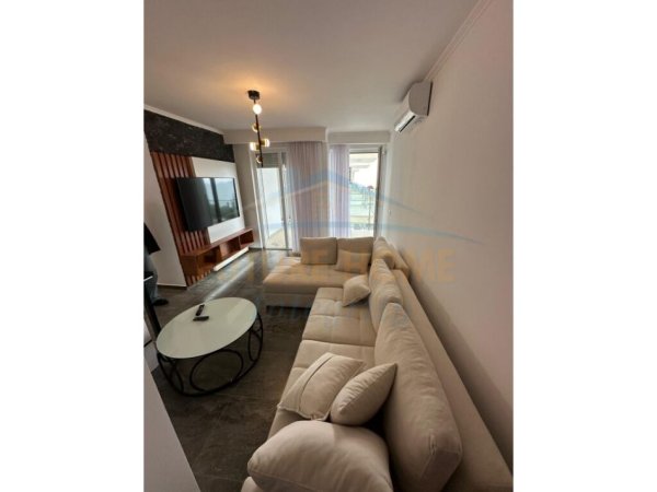 Shitet, Apartament 2+1+Post Parkimi, Shëngjin AL38541