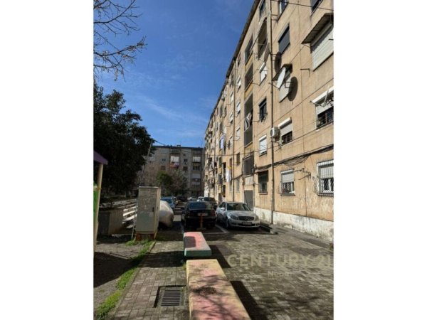 SHITET APARTAMENT 1+1 TEK 21 DHJETORI!