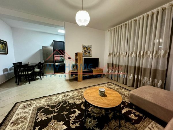 Apartament 2+1+2 me qera prane 15 Kateshit ne Tirane