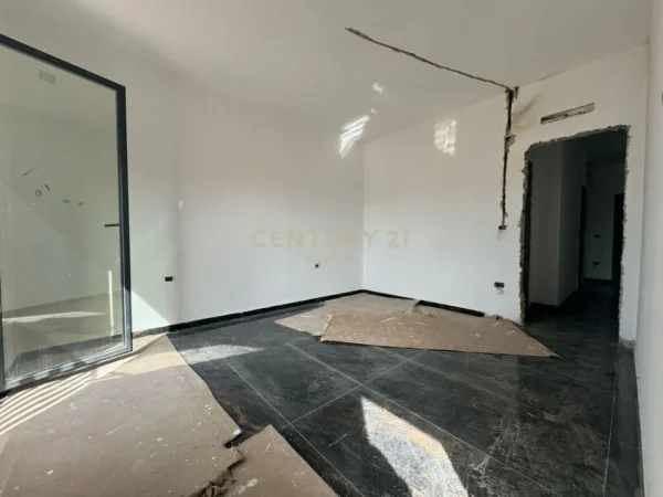 Apartament 2+1+2 per Qira Prane Klanit ! 500€