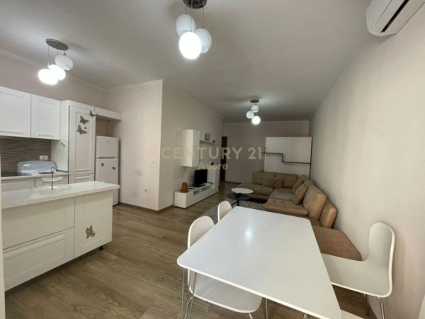 Apartament 2+1 per Shitje tek Liqeni i Thate!