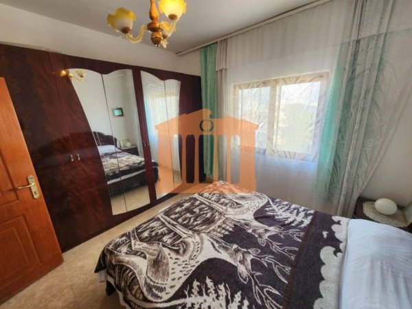 APARTAMENT 2+1 TEK SPITALI DURRES,PER SHITJE!