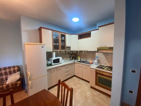 APARTAMENT 1+1 NE SHITJE TTTTTTE MALI I ROBIT 70000EU