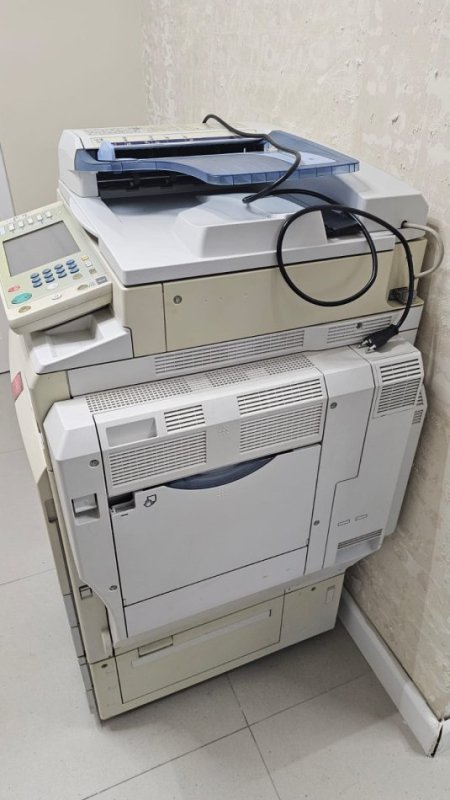 Printer Nashuatec MP C2800.