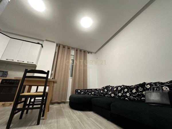 SHITEN 3 APARTAMENTE NE GOLEM 950EU/M2