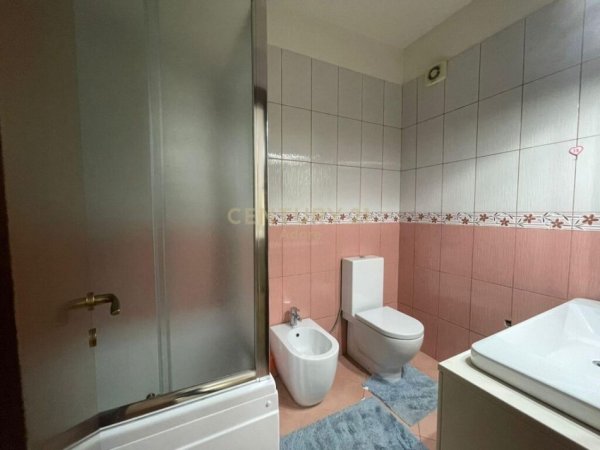 Apartament 2+1 per Shitje tek Liqeni i Thate!