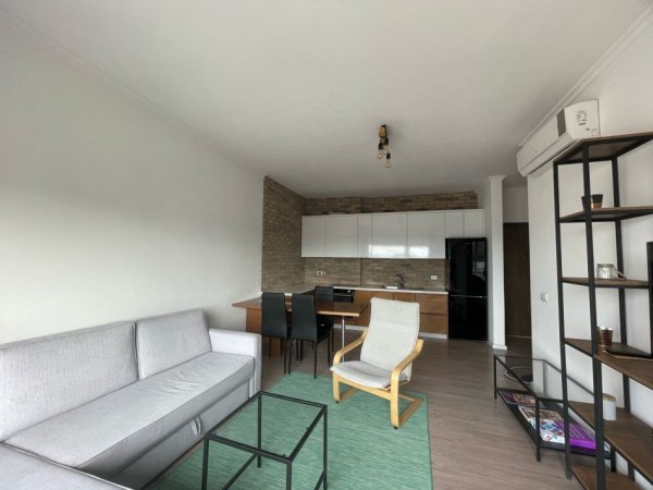 Apartament 1+1 ne shitje prane 21 Dhjetorit