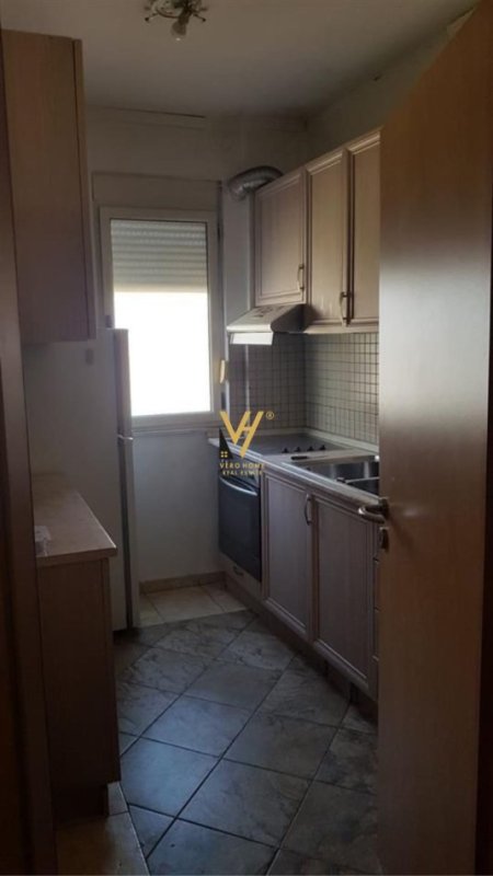 JEPET APARTAMENT 2+1+BLK ME QERA TE RRUGA MARGARITA TUTULANI 600 EURO