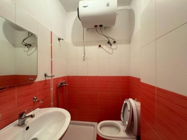 Kodra e Diellit , Jepet me Qira Apartament 1+1 !