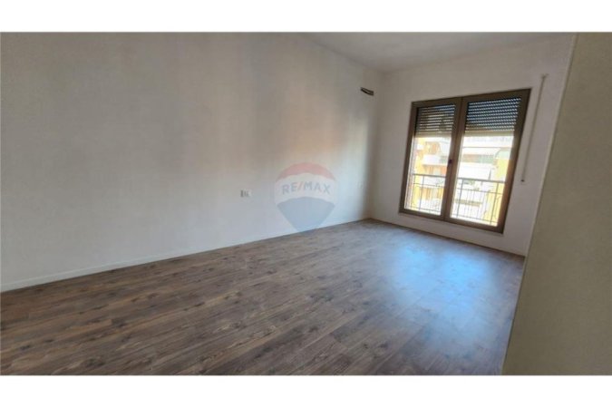 Apartament 2+1+2+post parkimi ne Kompleksin Delijorgji