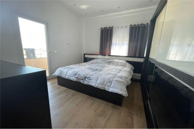 Apartament me qera 2+1 Komuna e Parisit