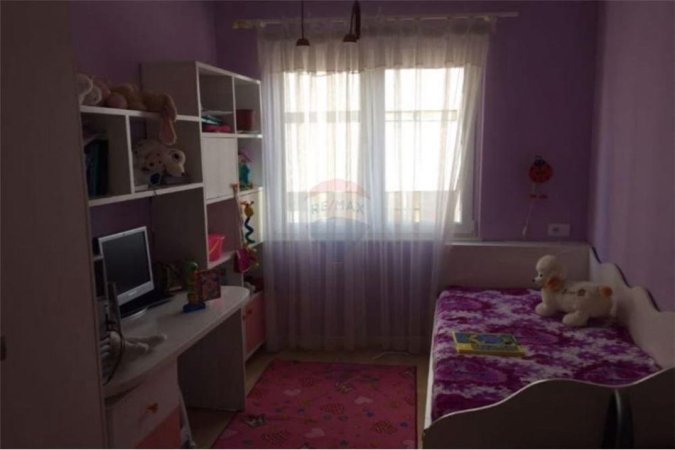 Apartament 2+1 per qira ne Astir !