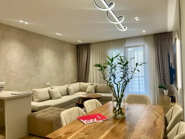 SHITET APARTAMENT 2+1 RRUGES KODRES DIELLIT