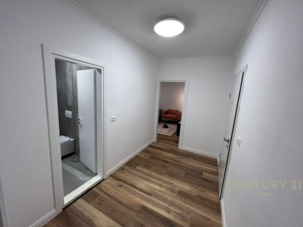 JEPET ME QERA APARTAMENT TEK ALI DEMI!