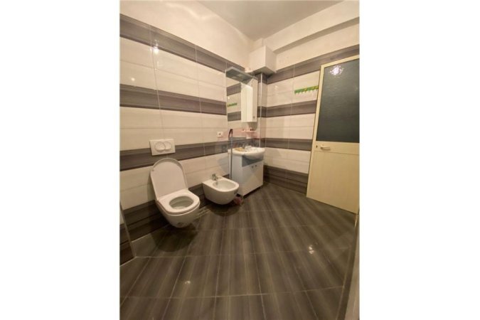 Apartament 2+1 Per Shitje Ne Astir!