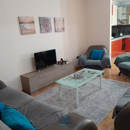 Jepet Me Qera Apartament 2+1 Prane Kopshtit Zoologjik[ID P02105]