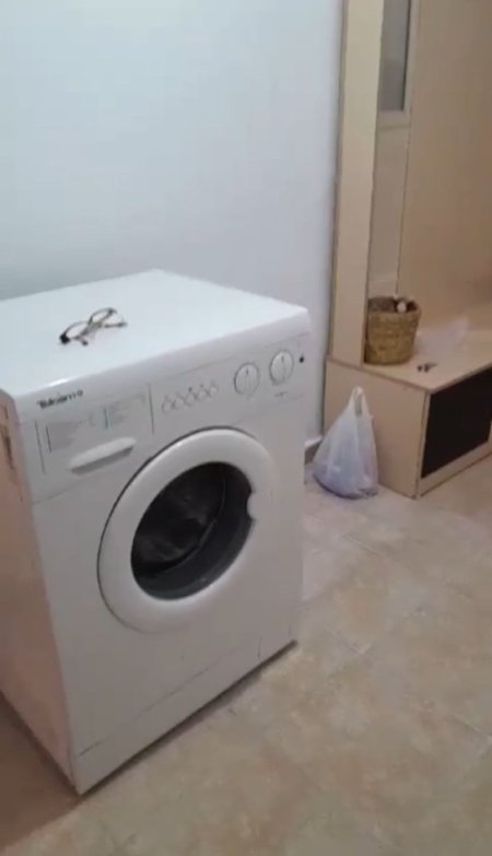 Jepet me qera apartament 1+1,Rruga Mihal Grameno,Prane shkolles Mihal Grameno,350 mije leke