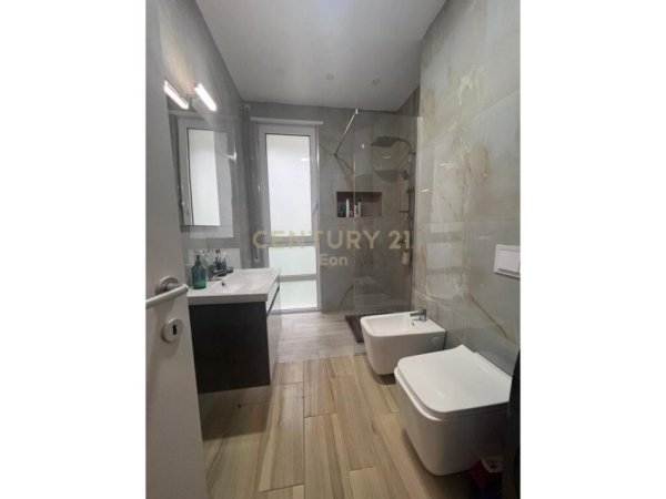 SHITET APARTAMENT 2+1 ME OBORR NE RESIDENCEN SAN PIETRO! 220000EU