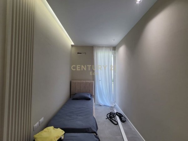 SHITET APARTAMENT 2+1 ME OBORR NE RESIDENCEN SAN PIETRO! 230000EU