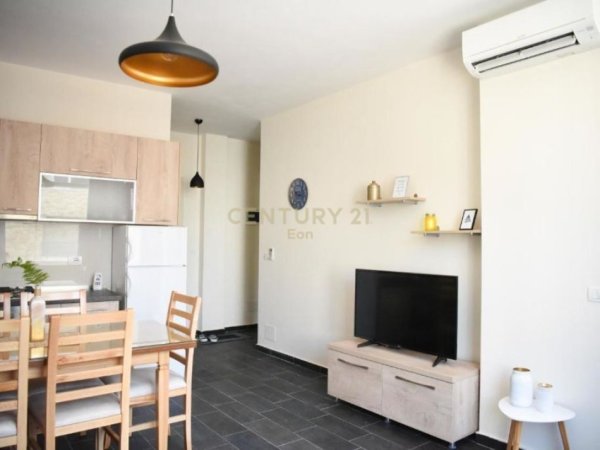 SHITET APARTAMENT 2+1 TEK "LURA 2", GJIRI I LALEZIT! 175000