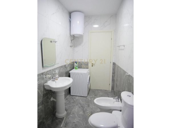 SHITET APARTAMENT 2+1 TEK "LURA 2", GJIRI I LALEZIT! 175000