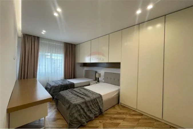 Apartament 2+1+2 per qira te Liqeni i Thate.