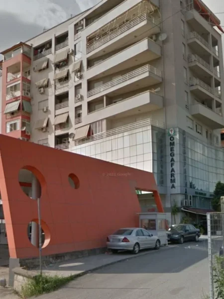 SHITET AMBIENT KOMERCIAL TEK KTHESA KAMZES